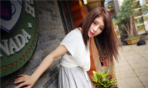 龙州想找一个女性生孩子给报酬-｛找个女人生孩子多少钱｝